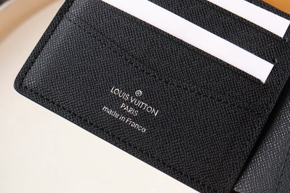 LOUIS VUITTON LV 25S SLENDER WALLET 11 IN BLACK EPI CALFSKIN