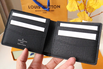 LOUIS VUITTON LV 25S SLENDER WALLET 11 IN BLACK EPI CALFSKIN