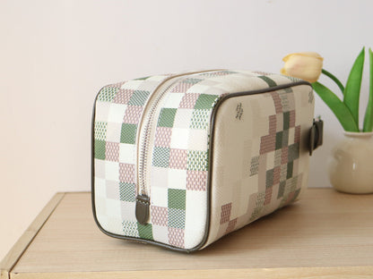 LOUIS VUITTON LOCKER DOPP KIT 23 IN KHAKI DAMOFLAGE COATED CANVAS