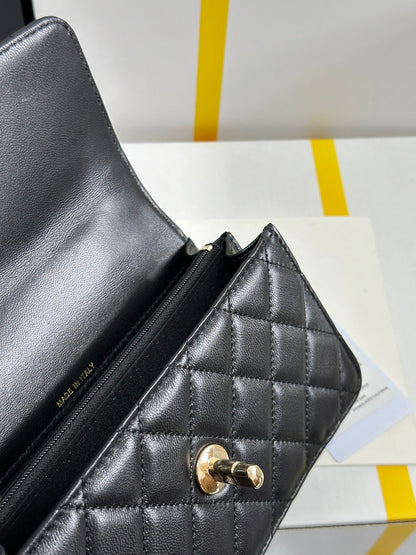 CHANEL FLAP BAG 18 WITH HANDLE IN BLACK CALFSKIN GOLD HARDWARE