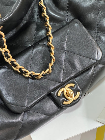 CHANEL MAXI SHOPPING BAG 36 IN BLACK LAMBSKIN GOLD METALLIC