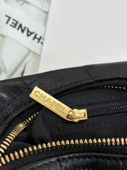CHANEL QUILTED HOBO CARGO BAG 31 IN BLACK CALFSKIN GOLD CHAIN