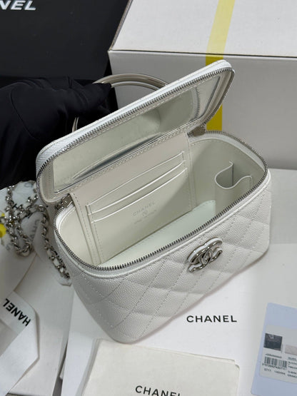 CHANEL MINI VANITY TOP HANDLE CASE 17 IN WHITE CAVIAR SKIN SILVER-TONE PLATED METAL