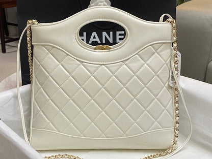 CHANEL SMALL 30 SHOPPING BAG IN WHITE CALFSKIN