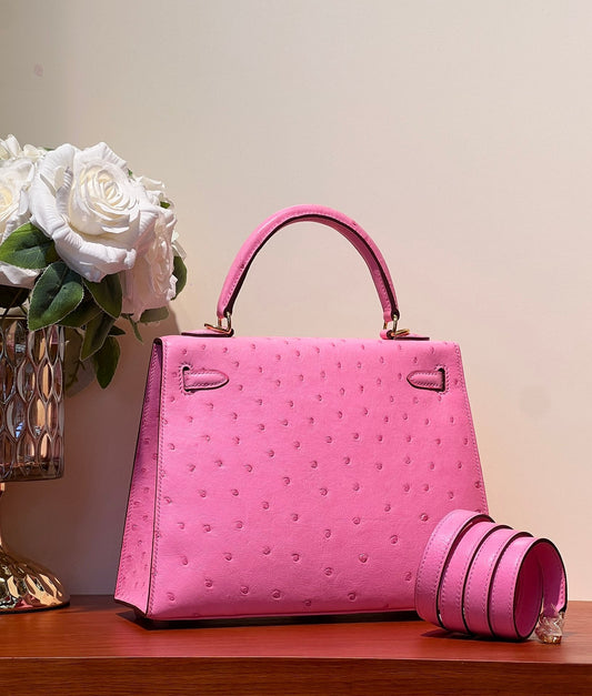 HERMES KELLY SELLIER 25 BAG IN DOLL PINK OSTRICH LEATHER WITH GOLD HARDWARE