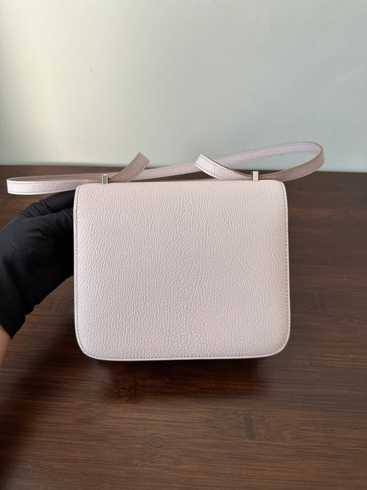 HERMES CONSTANCE 18 LIGHT PINK CHEVRE SILVER HARDWARE