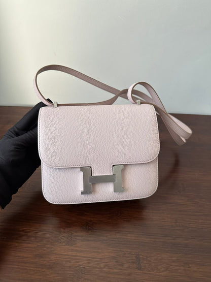 HERMES CONSTANCE 18 LIGHT PINK CHEVRE SILVER HARDWARE