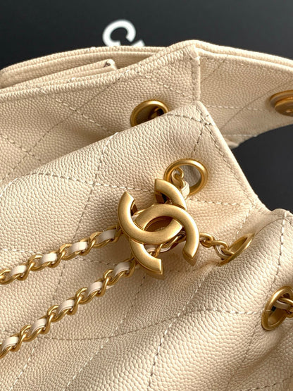CHANEL 25S HOBO BAG 22 IN LIGHT BEIGE CAVIAR LEATHER WITH GOLD HARDWARE