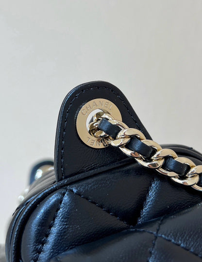CHANEL CAMERA BAG 23 IN CONGO BLACK SHINY CALFSKIN