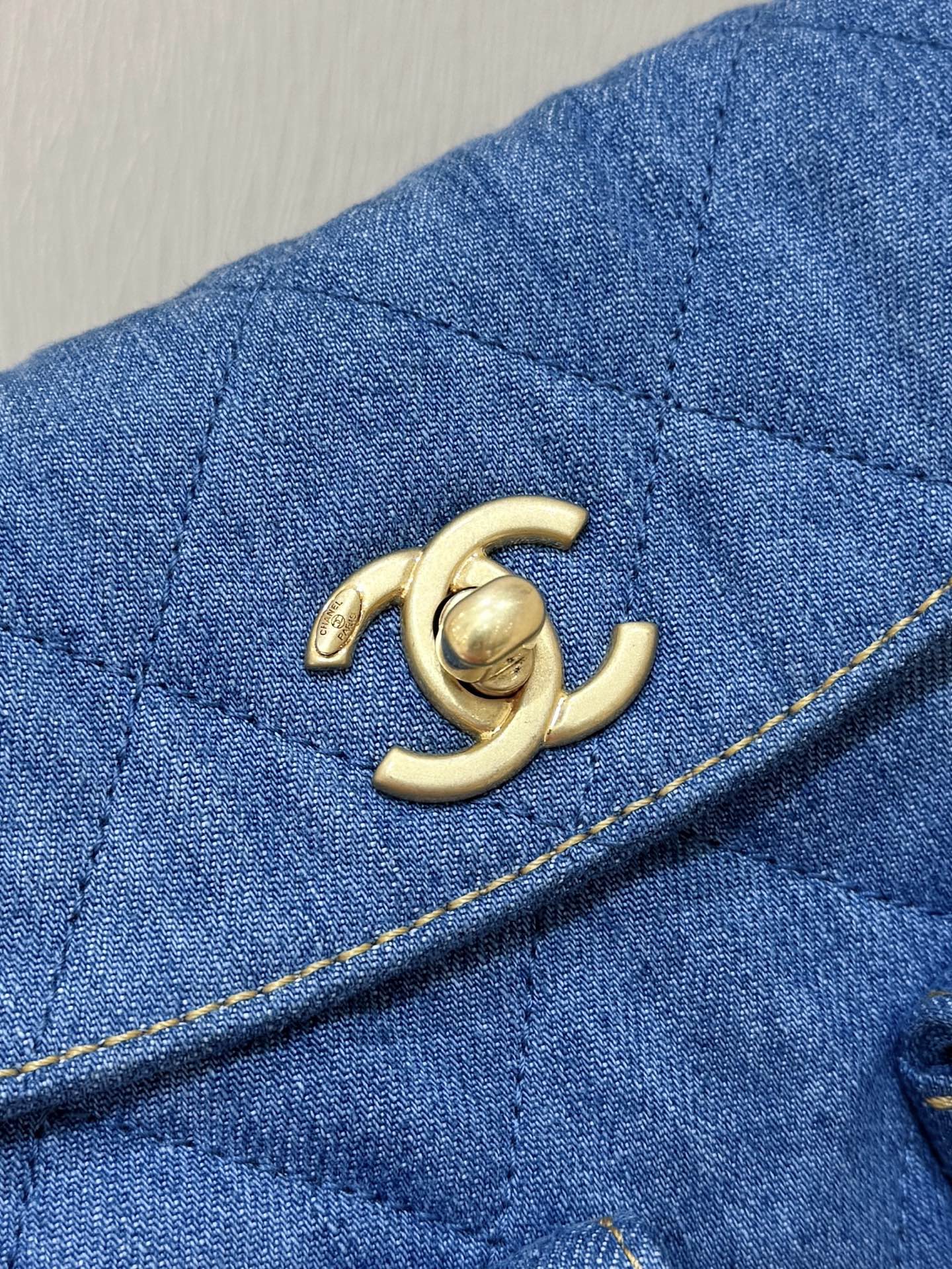 CHANEL 25S HOBO BAG 24 IN BLUE DENIM GOLD HARDWARE