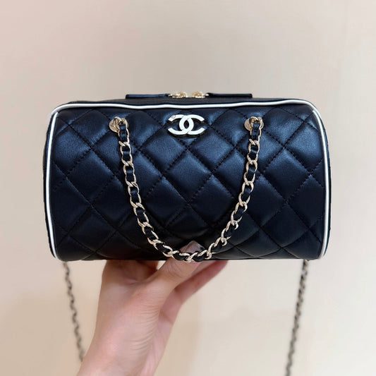 CHANEL MEITO BOSTON MATELASSE CAVIAR SHOULDER HANDBAG 18 IN BLACK LAMBSKIN